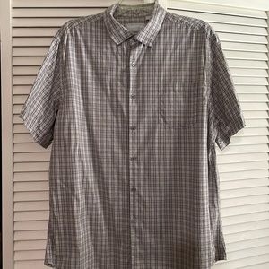 Mens Claiborne button down shirt